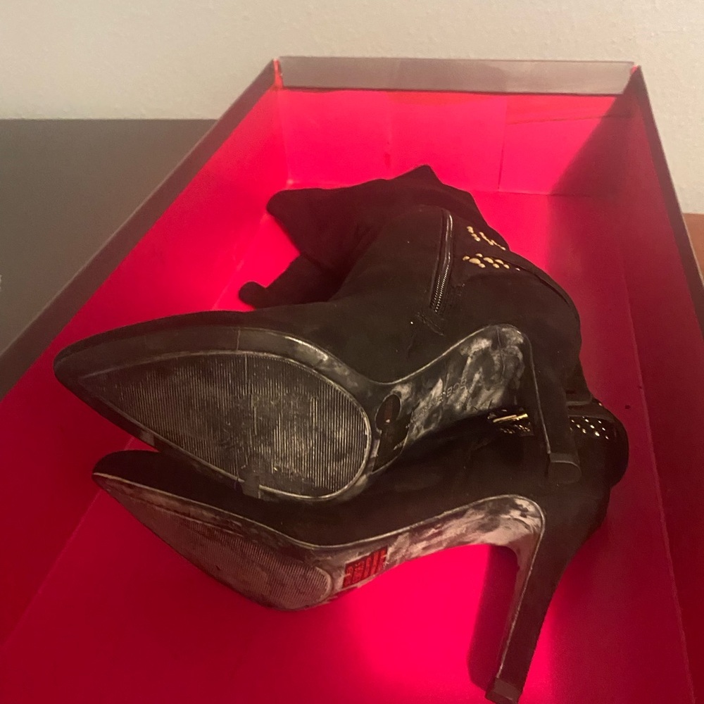 BCBGeneration Black and Gold Heeled Boots - Picture 3 of 10